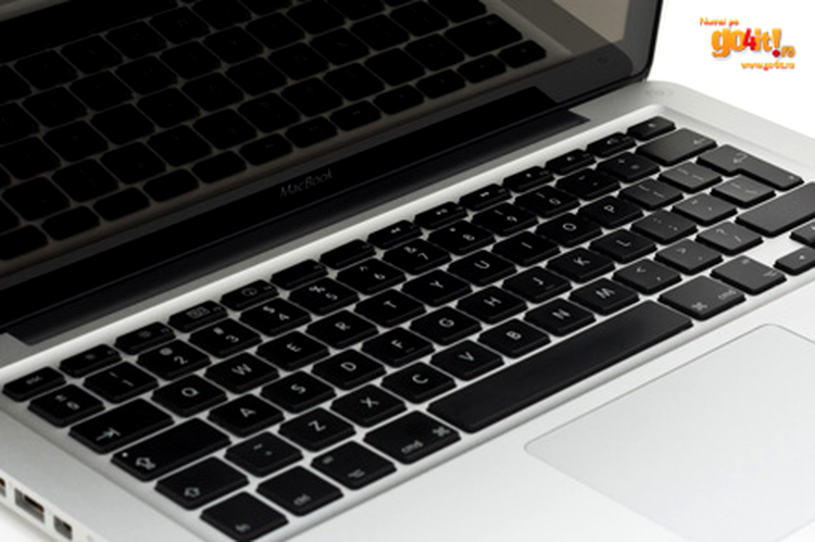 Apple MacBook