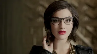 Google prezintă noua colecţie Titanium de rame pentru ochelari compatibile Google Glass