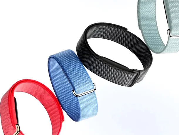 Apple testează un dispozitiv de fitness fără ecran pentru a concura cu WHOOP și Google