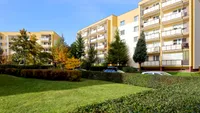 Regulă la bloc și curte. Mulți români fac această modificare fără să știe că este ilegală. Ce document este obligatoriu
