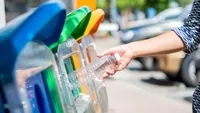 Reguli noi pentru gunoi din 31 martie. Ce obiecte NU trebuie aruncate în containerele de reciclare