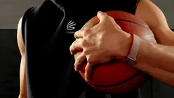 Aceasta este noua brățară Fitbit fără ecran de la Google, care va concura cu Whoop