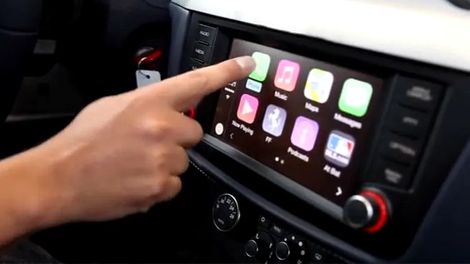 iPhone-urile conectate prin Apple CarPlay vor permite ajustarea climatizării auto și alte setări