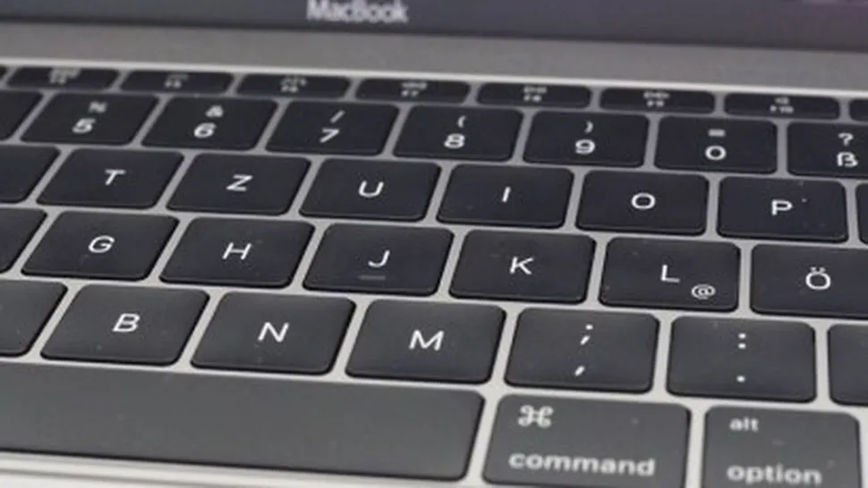Apple pregăteşte Fusion Keyboard, o tastatură hibridă care ar putea elimina nevoia de touchpad