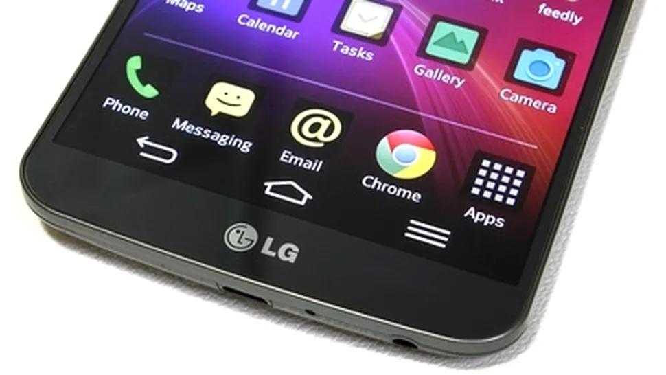 LG G Flex: gigantul puternic şi flexibil
