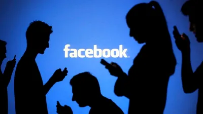 Facebook are aproape 2 miliarde de utilizatori activi