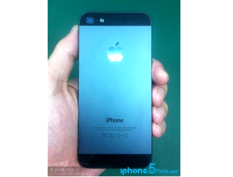 Ne-am mira dacă acesta ar fi spatele lui iPhone 5S?