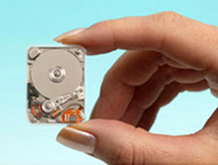 Harddisk-urile şi-au micşorat dimeniunsile foarte mult în ultimul timp
