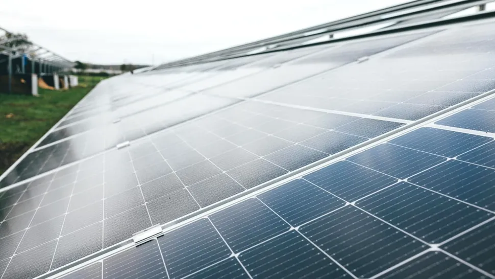 Sectorul fotovoltaic european a evitat importuri de gaze în valoare de 10 miliarde de euro de la escaladarea conflictului din Iran