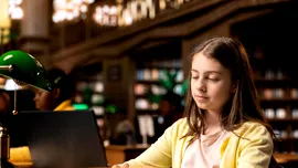 Capcane cibernetice la început de an școlar: Cum pot evita elevii și părinții tentativele de fraudă online