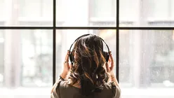 Sony dezvoltă o tehnologie pentru identificarea materialului sursă pentru melodiile generate de AI