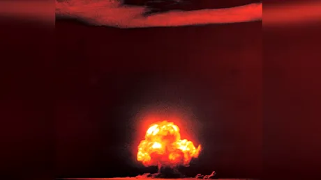 Primul test cu bomba atomică din 1945 a dat naștere unui material cu totul nou. A fost descoperit abia recent