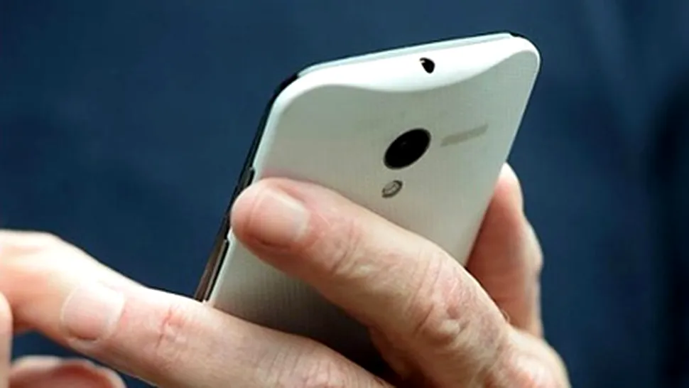 Eric Schmidt nu lansează Motorola Moto X, însă vorbeşte la el