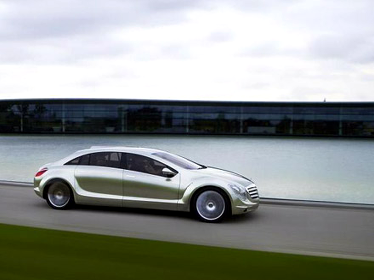 Mercedes Benz F700 Research Car