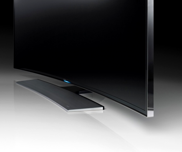 Samsung a lansat noua gamă de televizoare curbate Ultra High Definition pentru România