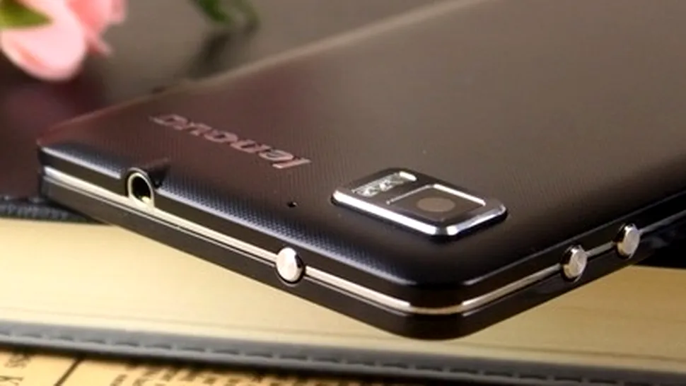 Lenovo IdeaPhone K860 - smartphone quad core cu ecran de 5”