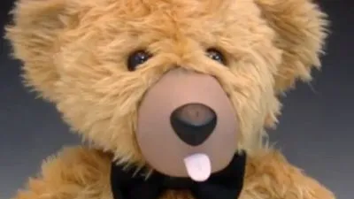 Gadgetul bizar al zilei: Teddy Love este un ursuleţ de pluş-vibrator