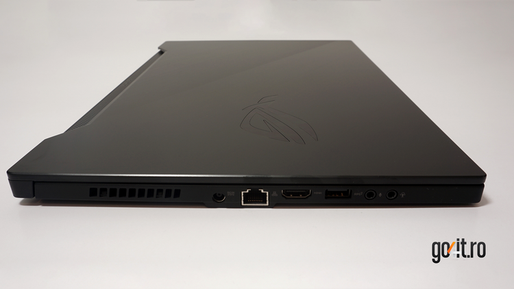 ASUS ROG Zephyrus GX502G