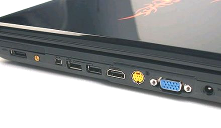 MSI GX600 - porturile video HDMI şi VGA