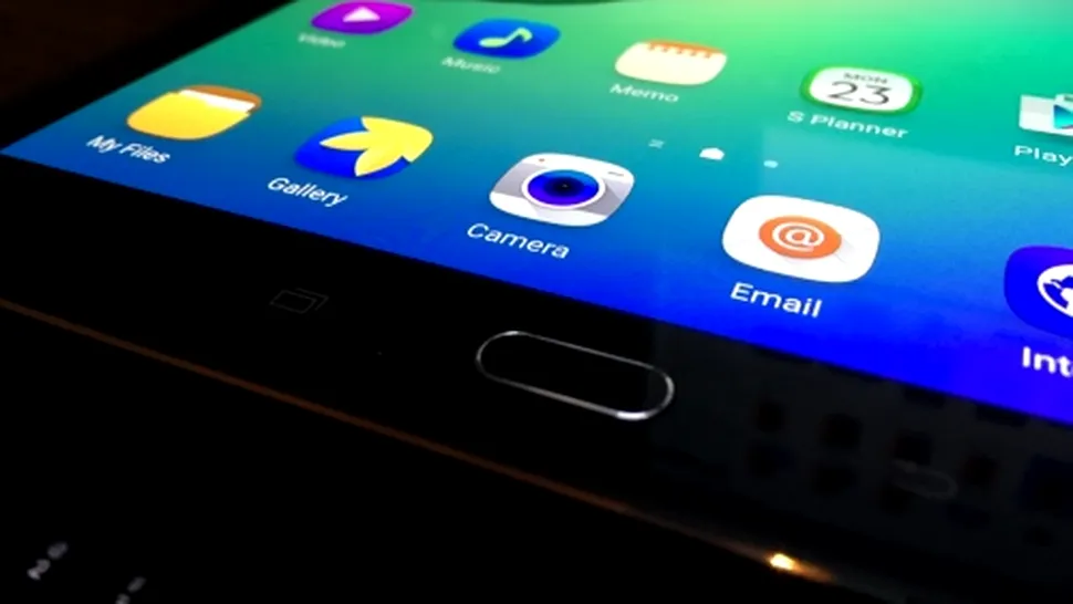Noile serii de tablete Galaxy Tab A şi Galaxy Tab E, surprinse în imagini neoficiale