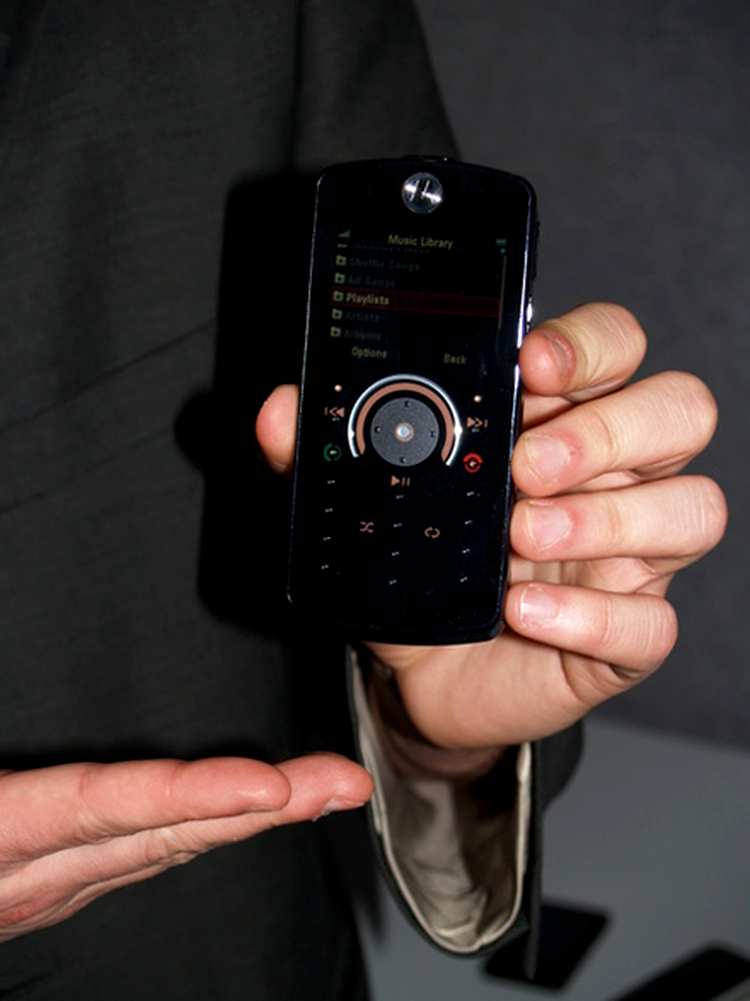 Motorola ROKR E8