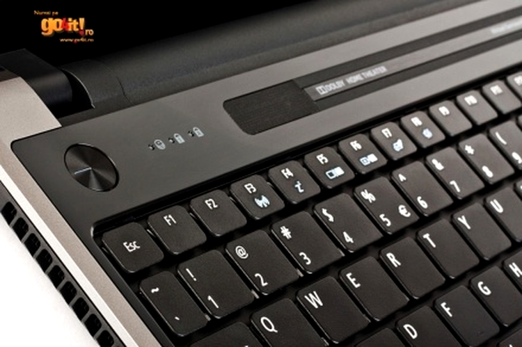Acer Aspire TimelineX 5820TG - tastatura consacrată