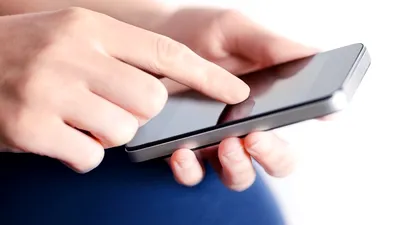MESAJE DE ANUL NOU: Urări care pot fi trimise prin SMS de REVELION 2016