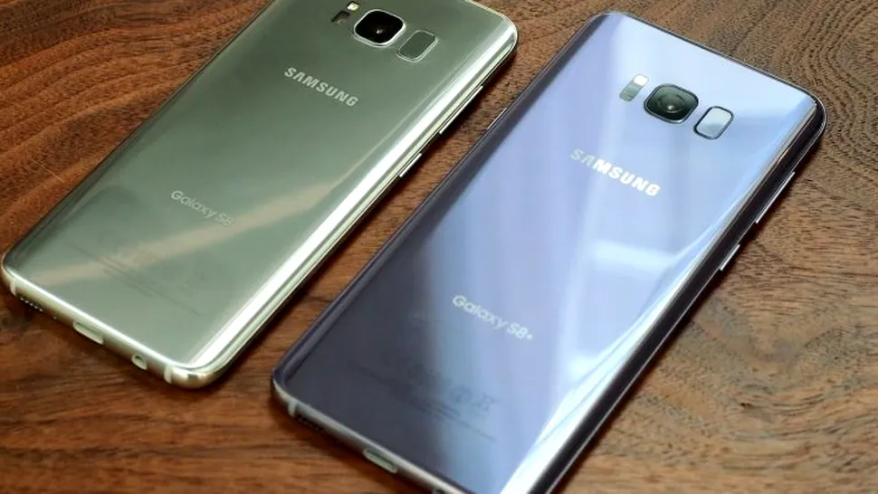 Următorul telefon Samsung Galaxy ar putea avea ecran cu patru laturi curbate