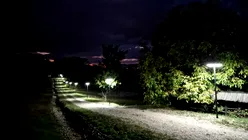Primul muzeu în aer liber din România trece la iluminatul solar. Cât a costat sistemul fotovoltaic