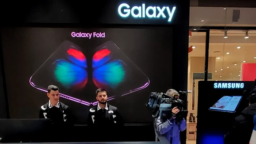 Galaxy Fold este disponibil în România. Cât costă în lei şi de unde îl poţi cumpăra