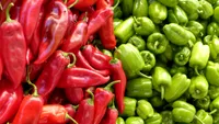 Ce se afla, de fapt, în spatele etichetei „produse românești”. Peste 15 tone de legume retrase de la vânzare