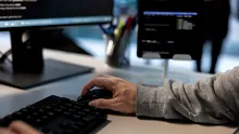 Studiu: 97% dintre IT-iștii români folosesc IA, iar ziua de lucru s-a schimbat substanțial