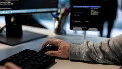 Studiu: 97% dintre IT-iștii români folosesc IA, iar ziua de lucru s-a schimbat substanțial