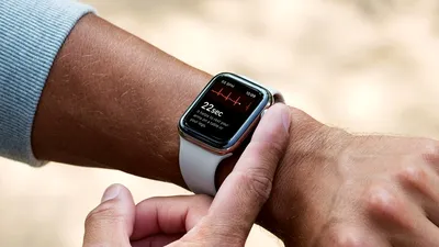 Funcţia ECG de pe Apple Watch S4 a salvat deja viaţa unui utilizator