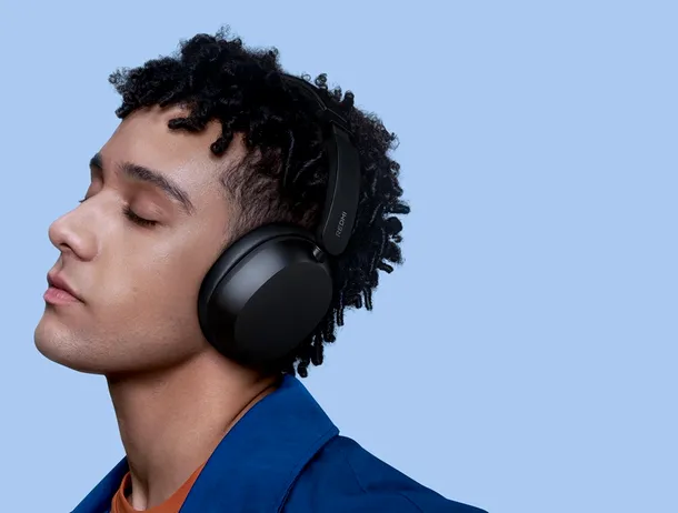 Xiaomi a lansat căștile Redmi Headphones Neo, cu preț accesibil și certificare Hi-Res Audio
