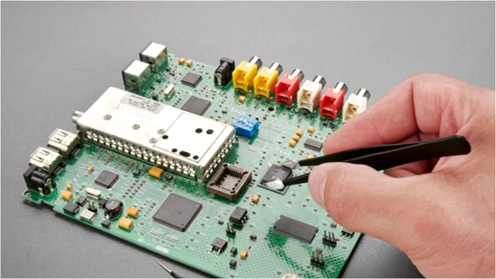 Lidl va aduce unelte utile pentru pasionații de reparații de electronice