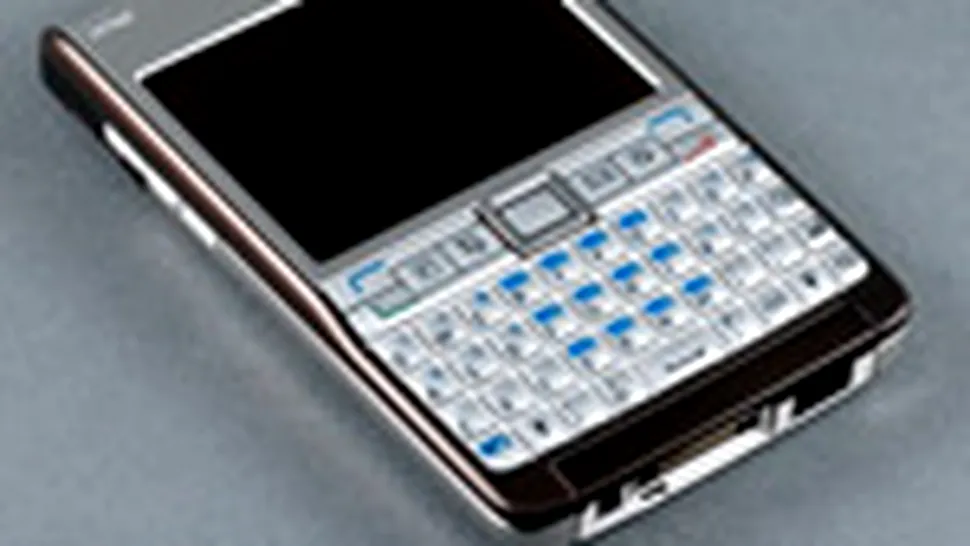 Nokia E61i, un Blackberry subţire şi superdotat
