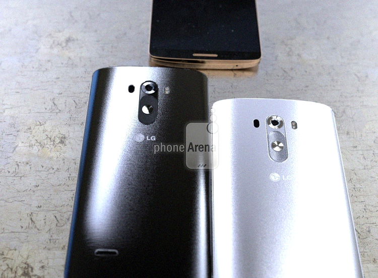 LG G3, pregătit în versiuni de culoare aurie, argintiu şi negru