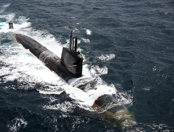 Cum stau submarinele diesel sub apă fără ca motoarele lor să necesite aer