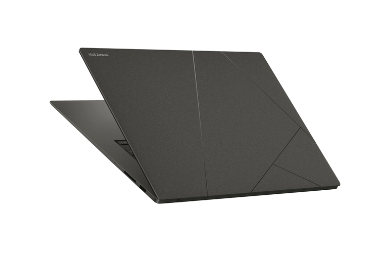 Zenbook S 16