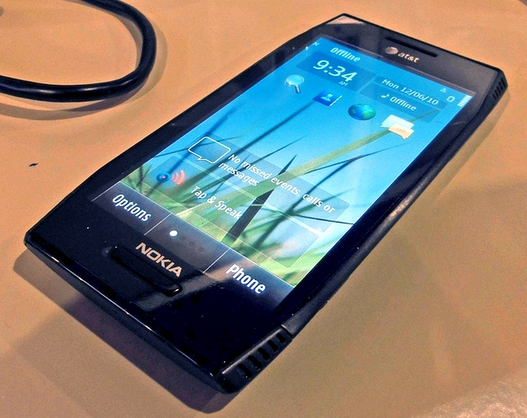 Nokia X7-00 - un smartphone cu Symbian care ar putea fi anunţat