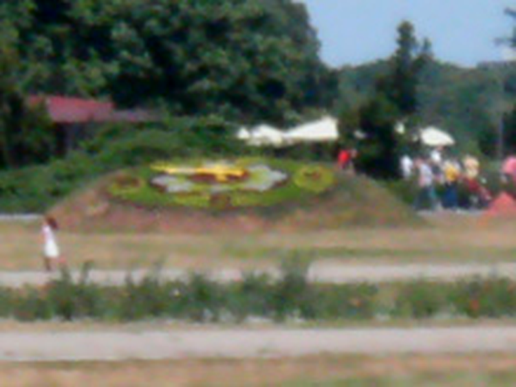 N93i