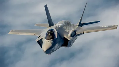 F-35 este „iPhone” din lumea avioanelor militare. „Arma” sa secretă nu este o rachetă sau o bombă