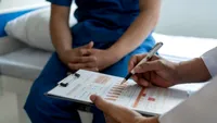Obiceiurile zilnice care pot favoriza apariția cancerului: Avertismentul unui medic oncolog