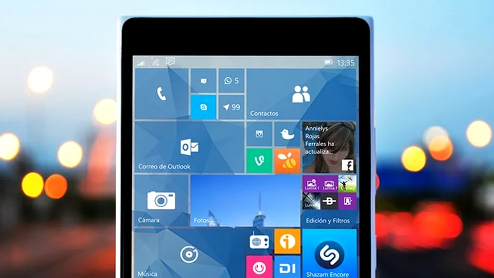 Windows 10 Mobile ar putea întârzia încă o lună