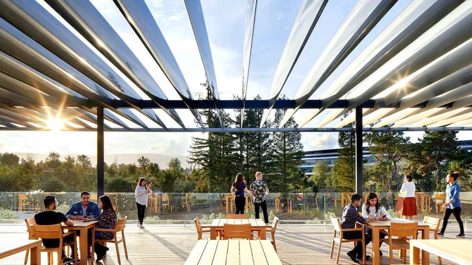 Apple vrea să-și păstreze talentele. Cum face asta?