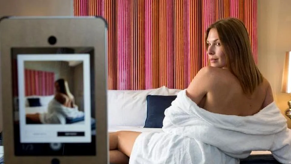Un hotel le cere clienţilor să-şi facă selfie-uri nud în camere, dar nu din motivul la care v-aţi gândit
