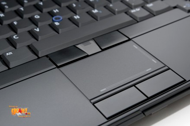 Dell Latitude E6400 - touchpad-ul