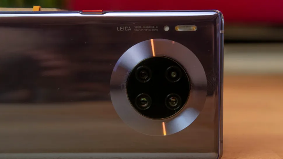 Huawei brevetează o nouă întrebuinţare pentru ornamentul camerei foto de pe spatele telefonului