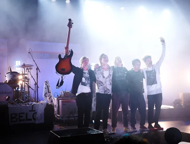 O trupă rock premiată cu Grammy adaugă 9 concerte în Europa la turneul din 2026 și vine în România